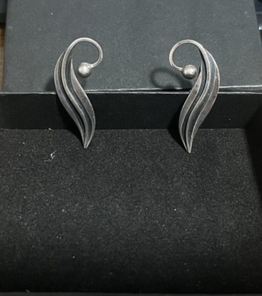 VTG Sterling Silver 925 Taxco Delfino Art Nouveau Climber Screw Back Earrings